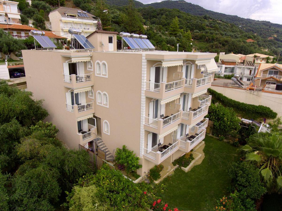פראליה וראחו Filanthi Apartments מראה חיצוני תמונה