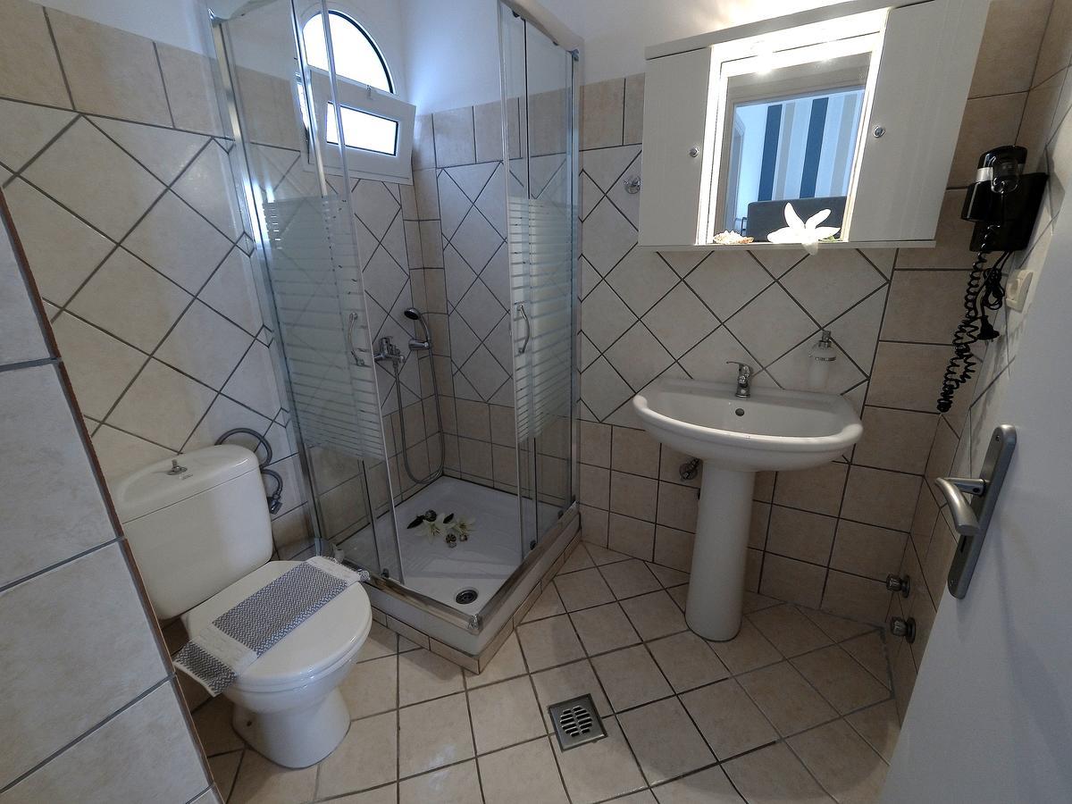 פראליה וראחו Filanthi Apartments מראה חיצוני תמונה