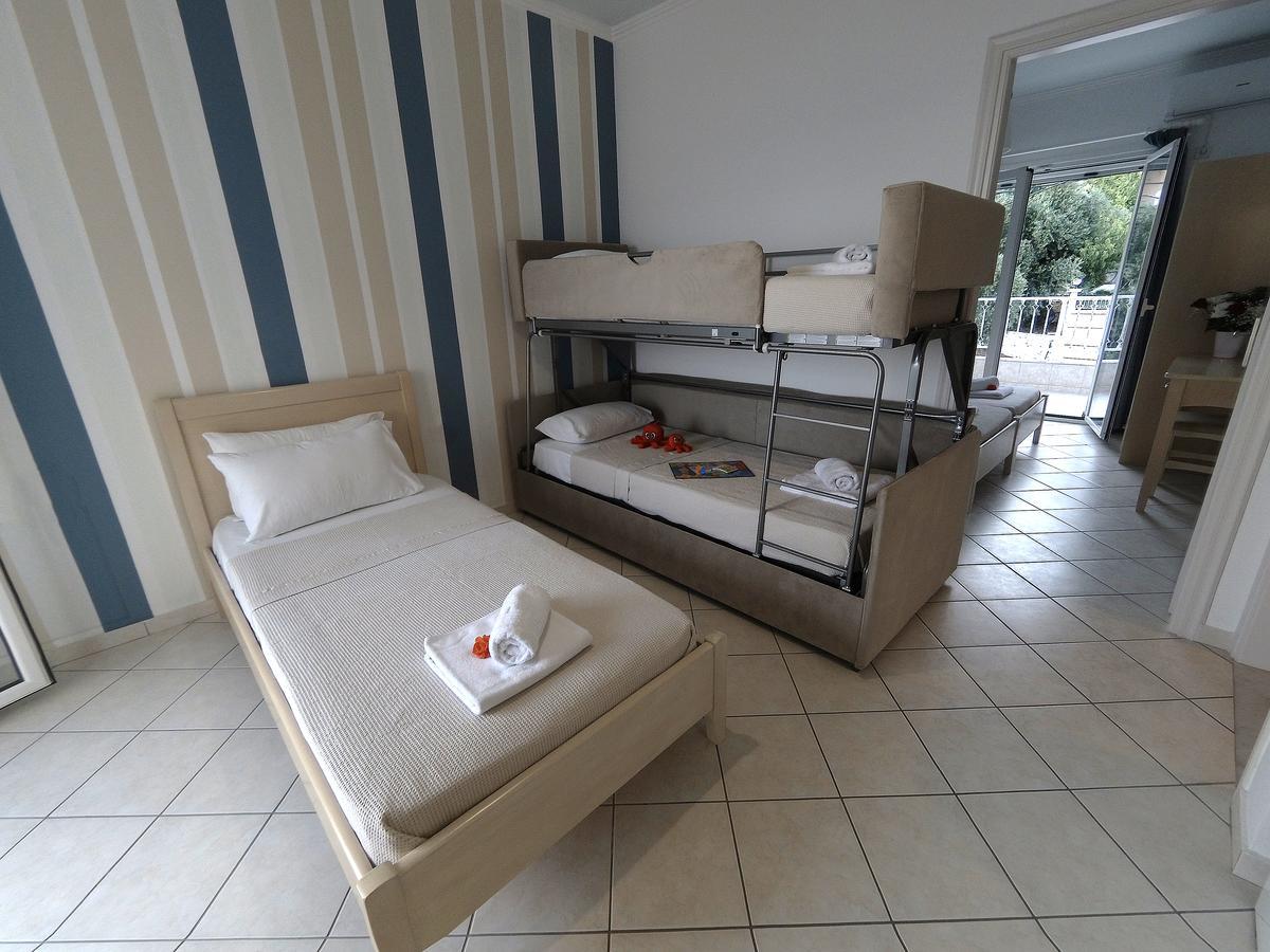 פראליה וראחו Filanthi Apartments מראה חיצוני תמונה